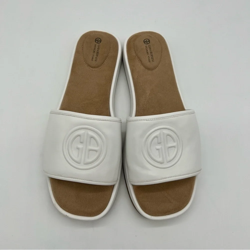 Giani Bernini White and Brown Slide Sandals